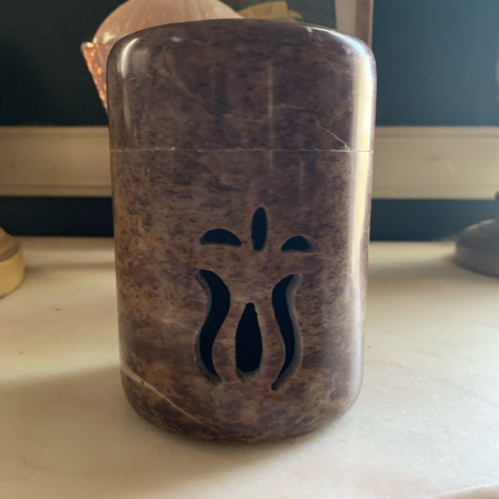 Marble Tea Light Holder with Marble Lid